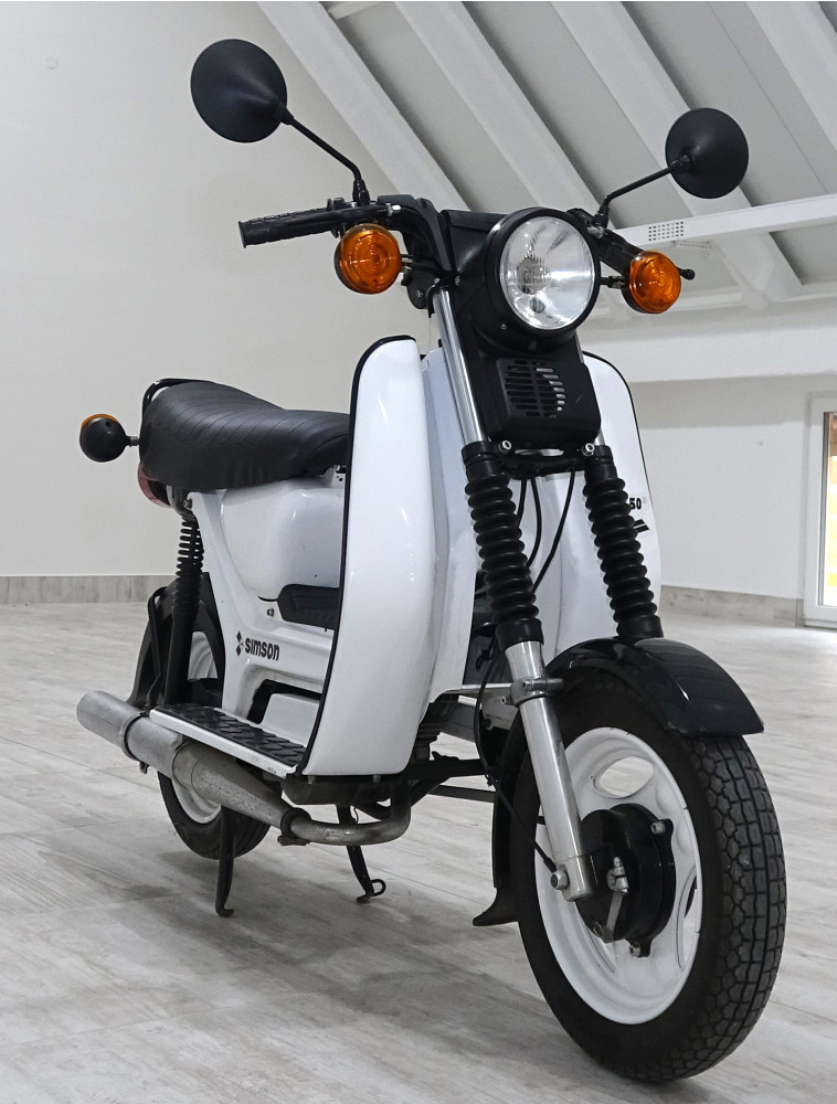 SIMSON SR 50 - www.autasocialismu.cz