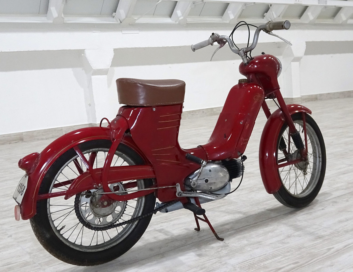 JAWA 50 TYP 550 - www.autasocialismu.cz