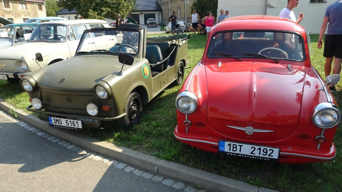 Setkání historických vozidel Vrbátky 2019